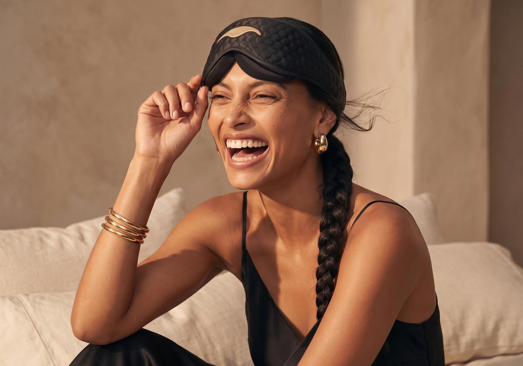 Manta SILK Sleep Mask - Media 54 of 70